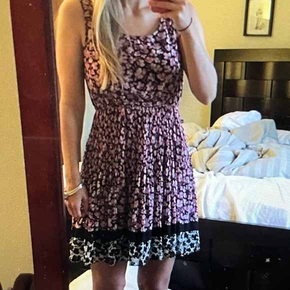 Elle Dresses & Skirts - Spring dress